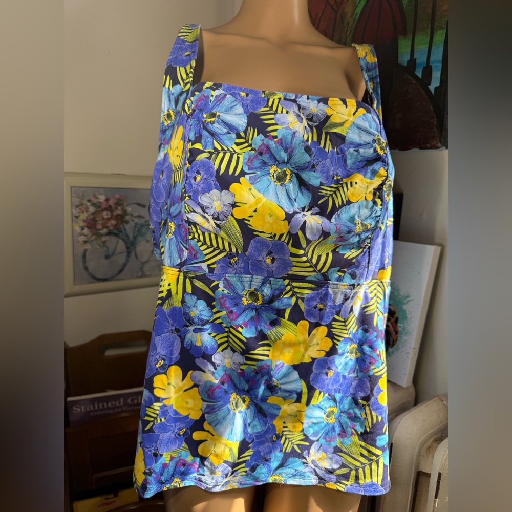 Lands' End Blue and Yellow Floral Swim  Tankini EUC Women's Sz 22W